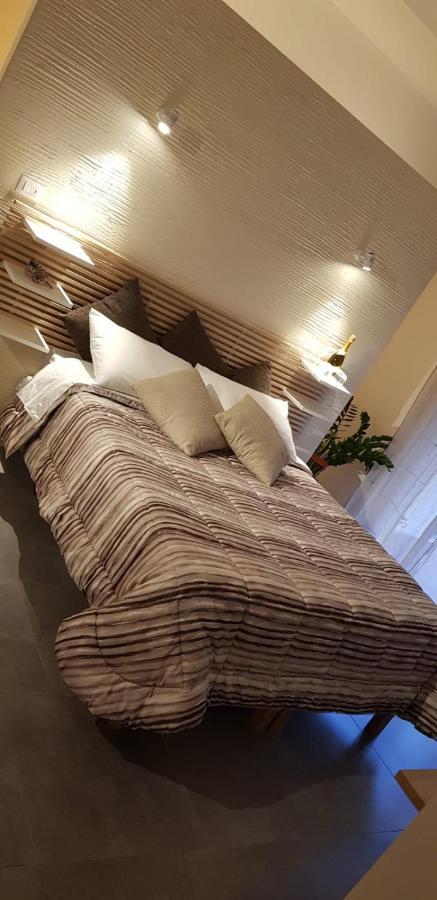 Bed and Breakfast La Finestra Sul Porto Palermo Exterior foto